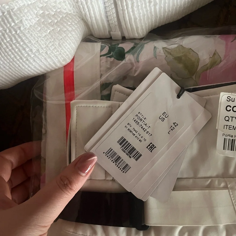 Loveshackfancy x Bogner - first edition collab Magenta Floral Fields Ski Set - Picture 4 of 4